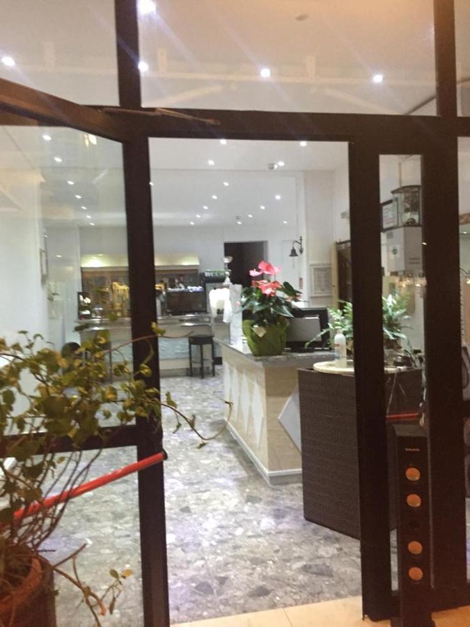 Hotel Piccari Nuova Gestione Rimini Extérieur photo