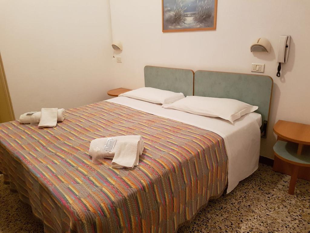 Hotel Piccari Nuova Gestione Rimini Extérieur photo